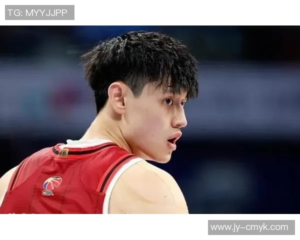 国际篮联评分揭晓曾凡博荣获A级评价展现卓越实力